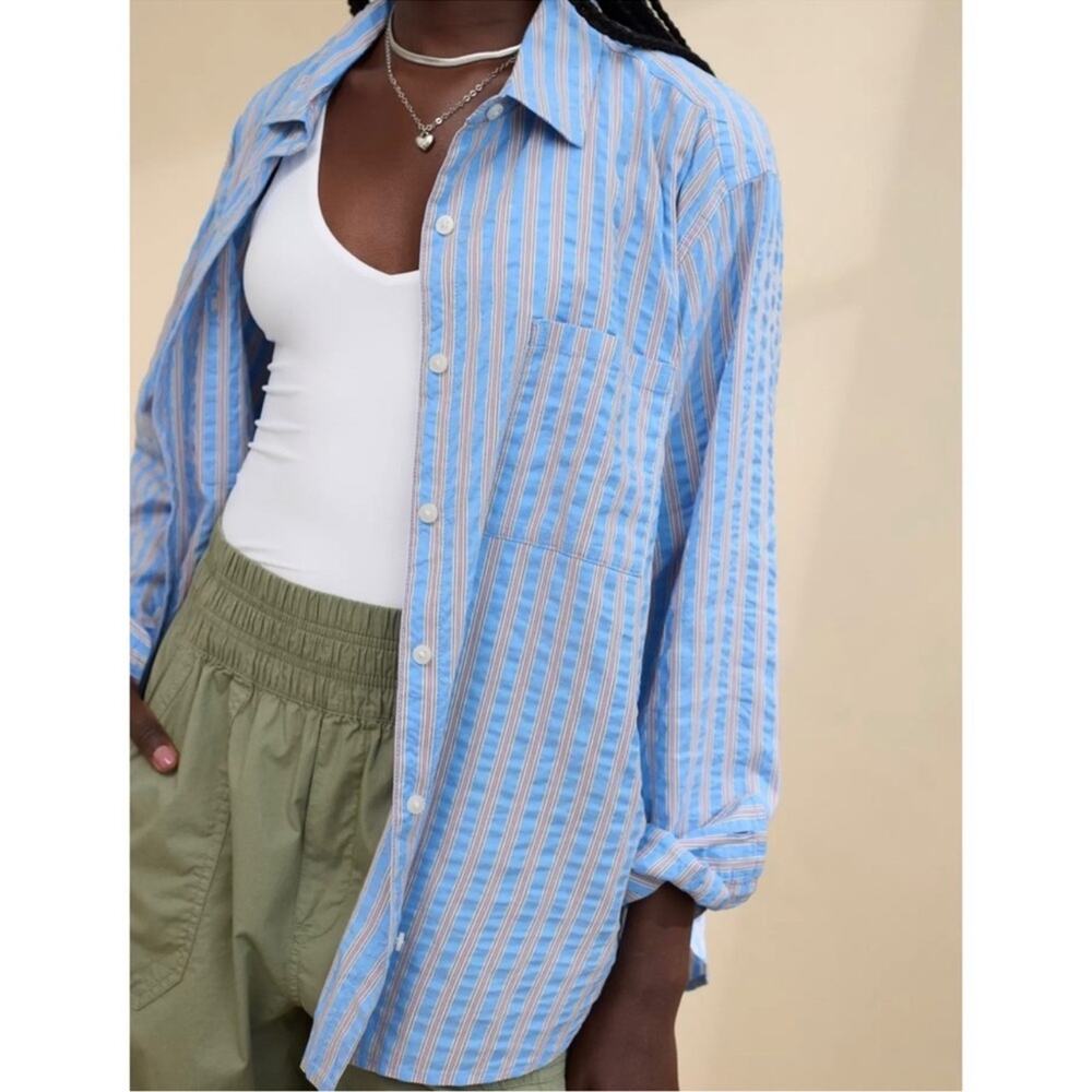 Aerie Button Up Shirt Blouse Seersucker Striped Oversized Blue Size Medium